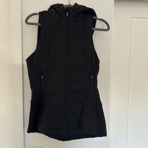 Lululemon Women's Black Quilted Vest
